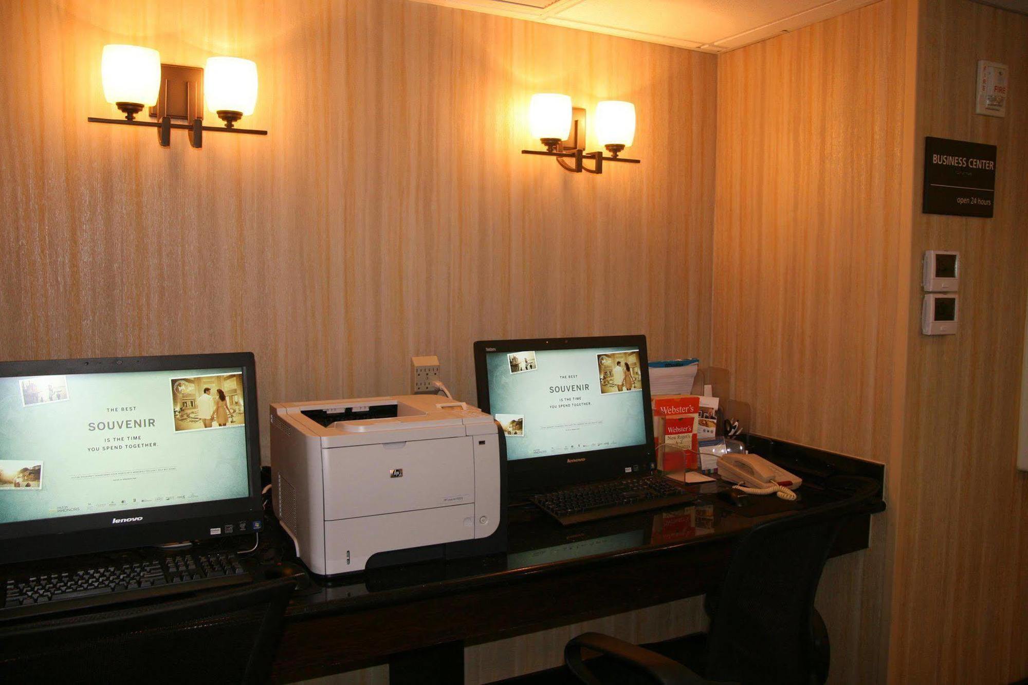 Hampton Inn El Dorado Létesítmények fotó